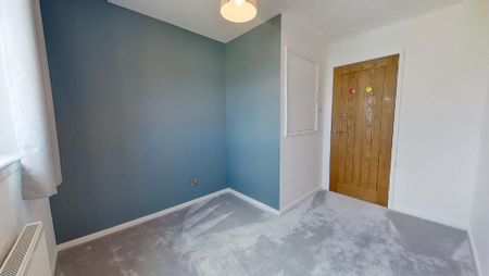 3 bedroom detached house to rent - Photo 5