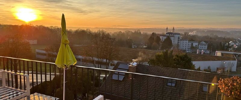 3,5-ZIMMER-PENTHOUSEWOHNUNG MIT AUSSICHT IN RAVENSBURG-SÜD - Foto 1