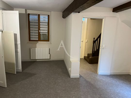 Location appartement 3 pièces, 61.00m², Château-Renault - Photo 1