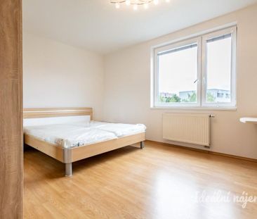 Pronájem bytu 2+kk 69 m2 - Fotografie 5