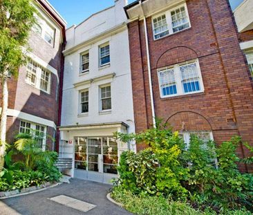 1/18 Royston Street, Darlinghurst NSW 2010 - Apartment For Rent | D... - Photo 2