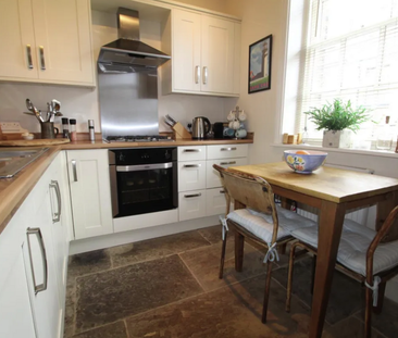 2 bedroom terraced house to rent - Photo 5