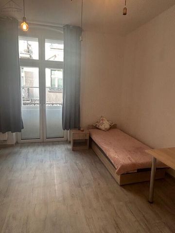 Bezczynszowa kawalerka pod wynajem - Zdjęcie 2