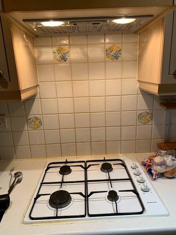 2 Bed Flat, Petworth House, BN3 - Photo 4