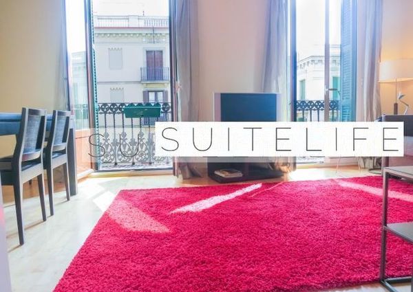 Monsieur Van Damme Lives Upstairs