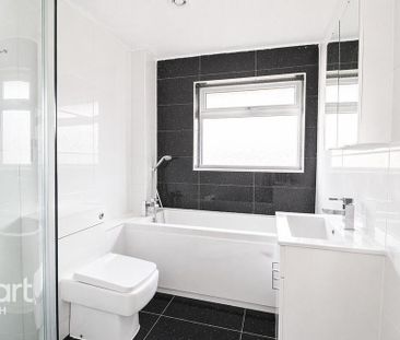 4 bedroom detached house to rent - Photo 1