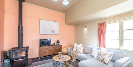 Home in the heart of Gonville - Photo 2