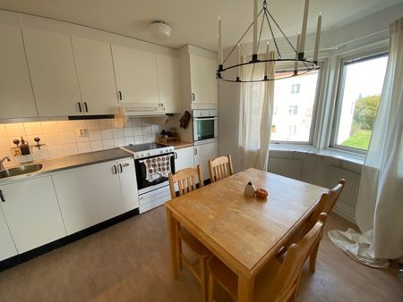 Linnégatan 9 - Foto 2