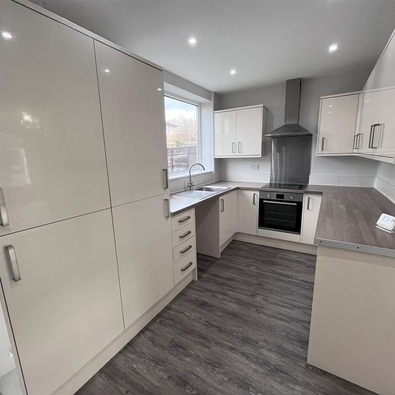 3 bedroom house to rent - Photo 1