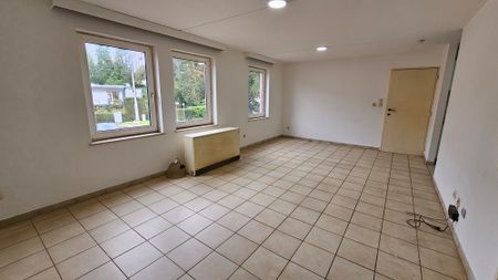 Appartement te huur in Genk - Photo 2