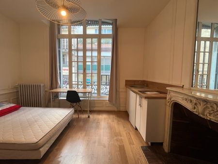 Appartement à louer - REIMS- HYPER CENTRE- - Photo 3