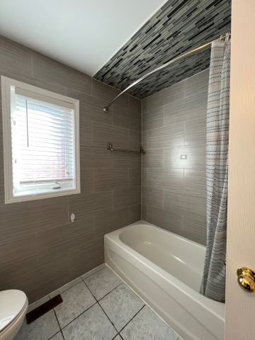 For Lease - 16 Vecchia Street, Markham, Ontario - Photo 2