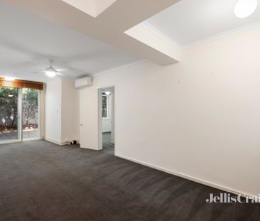 2/2A Lexton Grove, Prahran - Photo 1