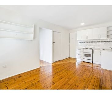 Conveniently Located 1 bedroom Apartment! - Photo 4