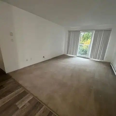 Cumberland Park Apartments — 208 - Photo 1