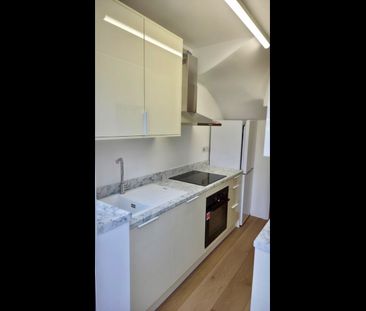 3 Bed Terraced House, Northover, BR1 - Photo 2