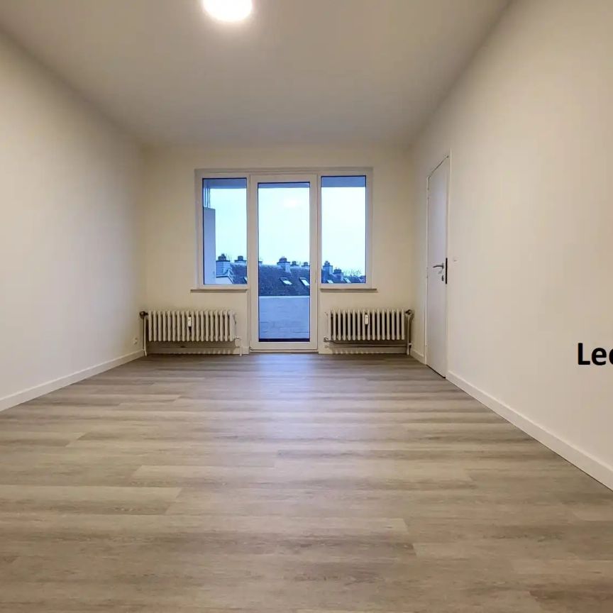 Appartement te huur - Photo 1