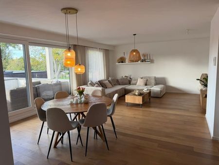 Appartement te huur - foto 2