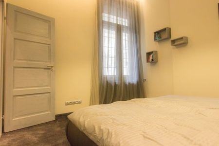 Petőfi Sándor utca - Fotó 5