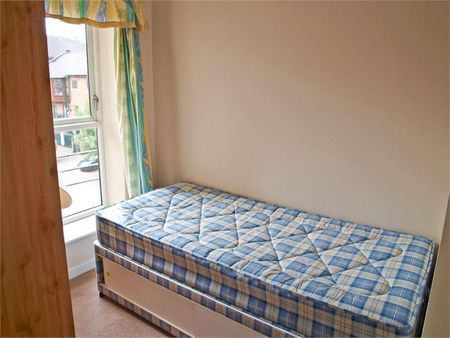 2 Bed Flat, Fairfax Mews, E16 - Photo 4