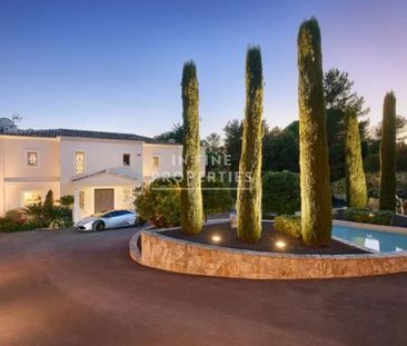 Location Maison 6 pièces 240m² VALBONNE 06560 - Photo 6