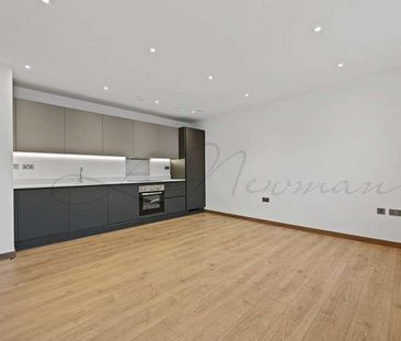 Ac Court, Thames Ditton, KT7 - Photo 5