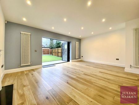 3 bedroom detached house to rent - Photo 2