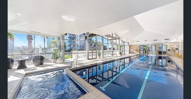 Modern Two Bedroom Apartments in Prime Location! - Photo 1