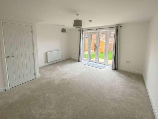 Hedgehog Way, Berkhamsted, HP4 - Photo 1