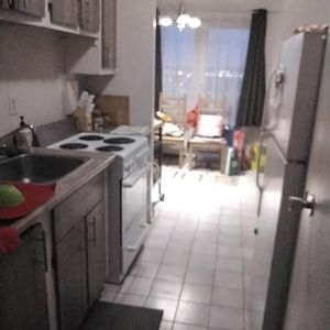 Transfert de bail grand 4 1/2 à louer - Photo 2