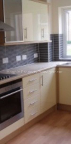 Price £1,250 pcm - Available 16/01/2026 - Unfurnished - Photo 1