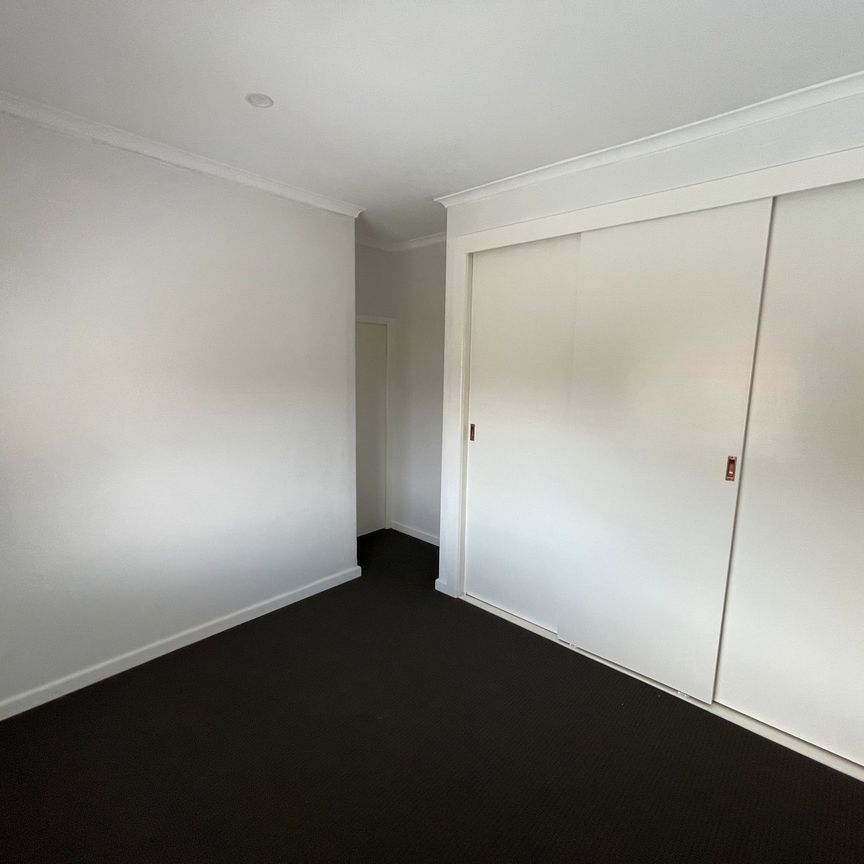 9 Jacobs Street, Belmont - Photo 1