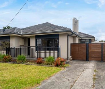 26 McFadzean Avenue, Reservoir - Photo 5