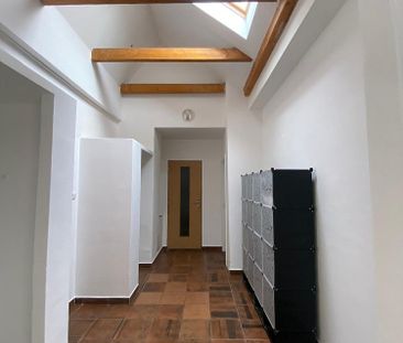 Pronájem bytu 2+kk 55 m² - Fotografie 3