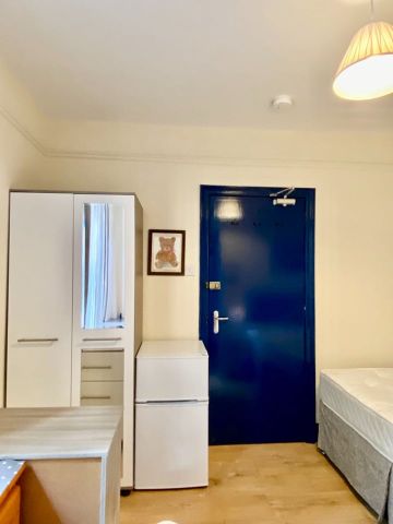 Room in a Shared House, Portswood Road, SO17 - Photo 5