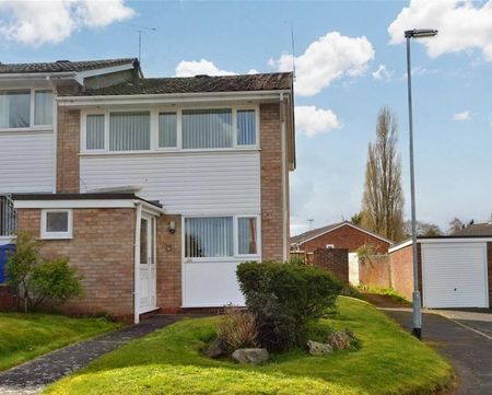 3 bedroom end of terrace house to rent - Photo 2