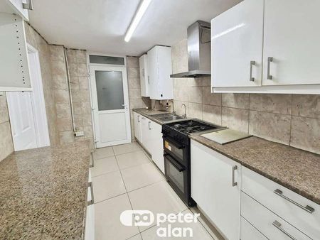 Welland Crescent, Bettws, Newport, NP20 - Photo 3