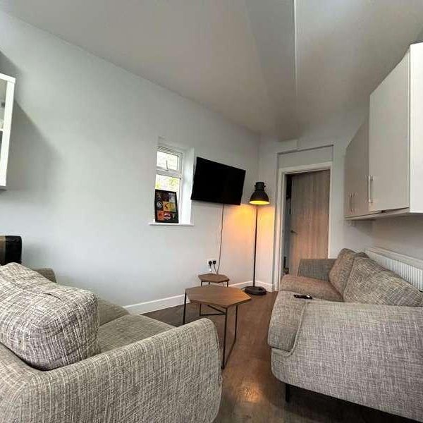 Main - New North Road, Central, Exeter, EX4 - Photo 1