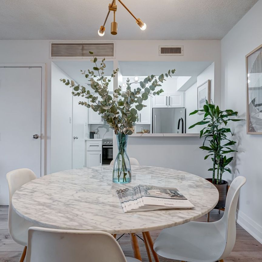 For Lease - 1001 Bay Street Unit# 1808, Toronto, Ontario - Photo 1