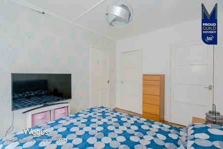 3 bedroom apartment to rent - Photo 3