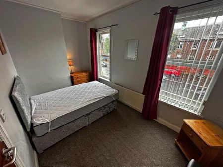 West Belfast, Belfast, BT12 6AF - Photo 3