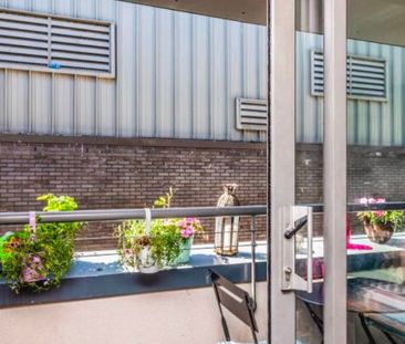 2 Bed Flat, Walk House, BN1 - Photo 4