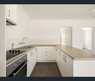 NEAT AND TIDY UNIT - Photo 2