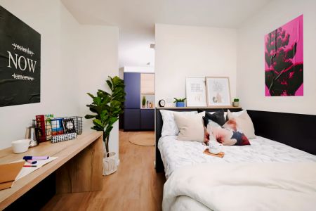 Two bed - Photo 2