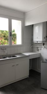 A LOUER REZE PONT ROUSSEAU - Appt T1 RDC - TERRASSE CAVEAU - STATIONNEMENT EXTERIEUR - Photo 3