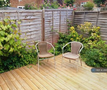 2 bedroom flat to rent - Photo 6