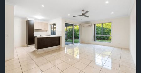 Modern easy living!! - Photo 3