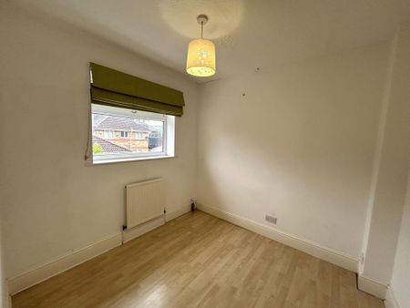 3 bedroom semi-detached house to rent - Photo 5