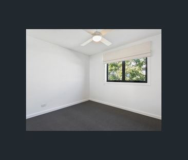 Modern Townhouse - Photo 1