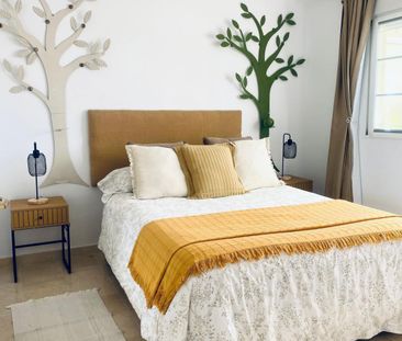Alquiler Apartamento en Este - Elviria, Marbella - Photo 4